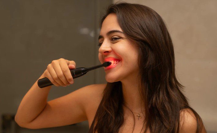 Oralucent and Light Therapy Toothbrush Technology